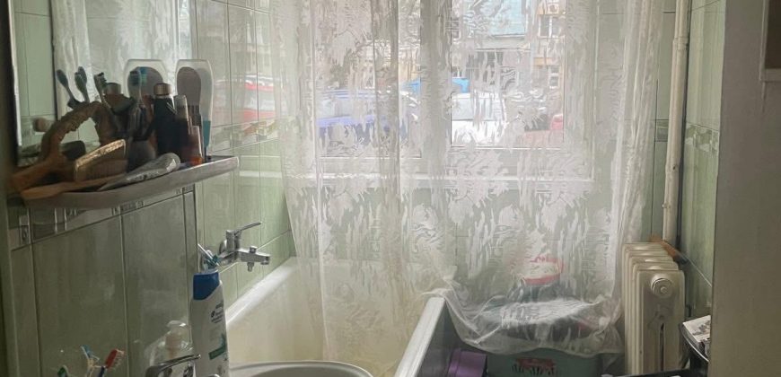 Apartament 2 decomandat,Piata Centrala,parter