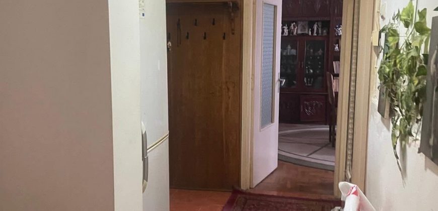 Apartament 2 decomandat,Piata Centrala,parter