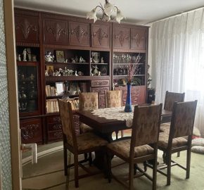 Apartament 2 decomandat,Piata Centrala,parter