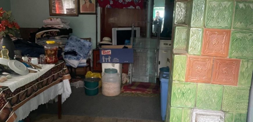 Casa si teren 2700 mp Crihan-Magura